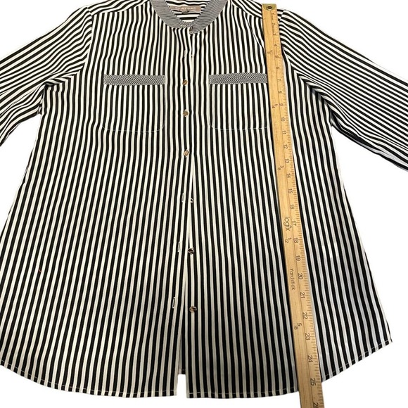Banana Republic Striped Professiobal Button Down Blouse Sz XS - Picture 8 of 8